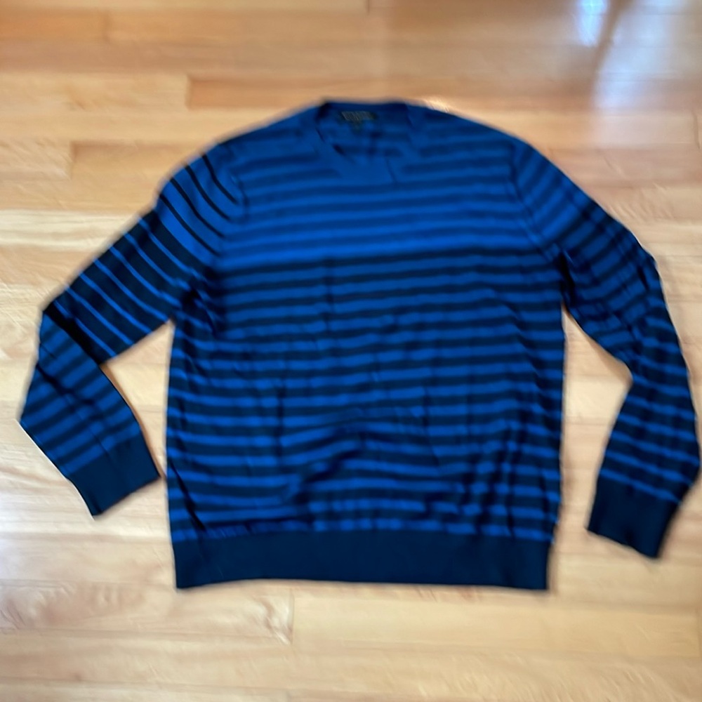 EUC Men’s Banana Republic Sweater, size Large